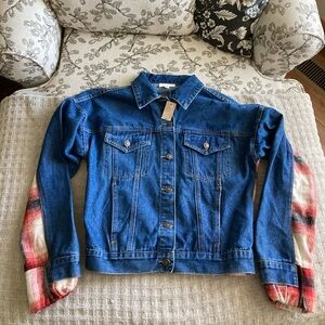 Women’s BKE Stella Jacket Size Small White, Red, and Black NWT